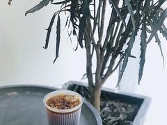 -red donkey coffee