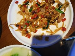 -唐师傅湘西名菜馆(武陵路店)