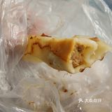 早上7.51肚子有点饿，早餐煎饺15个，喝了一杯水
