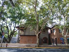 -常熟路(地铁站)