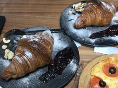 原味可颂-瞄一喵猫咖(格力海岸店)