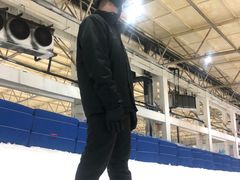 -乔波室内滑雪场