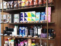 零售区-星巴克(凯德晶萃店)