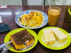 咸牛蛋治-噏耷茶档