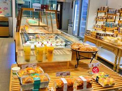 面包甜点陈列柜-巴莉甜甜(中环城店)