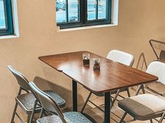 -Fridi Patisserie Cafe