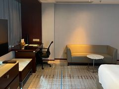 -上海龙之梦万丽酒店