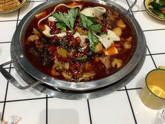 -晓彭肥肠鸡·泡椒鸡火锅(水木天地店)