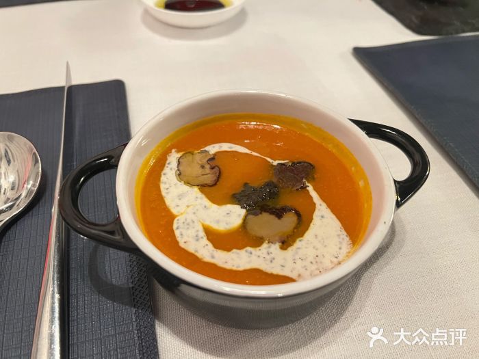 Ponte 意大利餐厅松露南瓜汤图片
