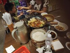-富正毅三下锅·湘西韵味(天门山索道店)