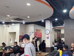 -李先生牛肉面大王(北京站售票厅餐厅)