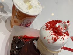 -DQ·蛋糕·冰淇淋(大宁国际商业广场店)