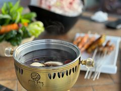 -靓海海鲜火锅(水上湖边观景店)