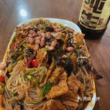 发现在柳州真的是一天三餐都离不开螺蛳粉