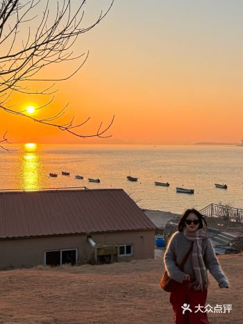 海边落日真的绝美 #落日余晖映晚霞一抹夕阳美如画 