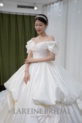 -拉瑞娜LaReine婚纱礼服高级定制