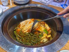 -山河屯铁锅炖·非遗东北菜(南山店)