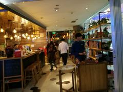 -上海世茂广场(南京东路店)