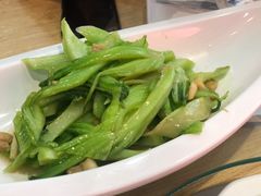 蒜子猪油渣炒芥兰-喜上喜鸡煲翅(吉大店)