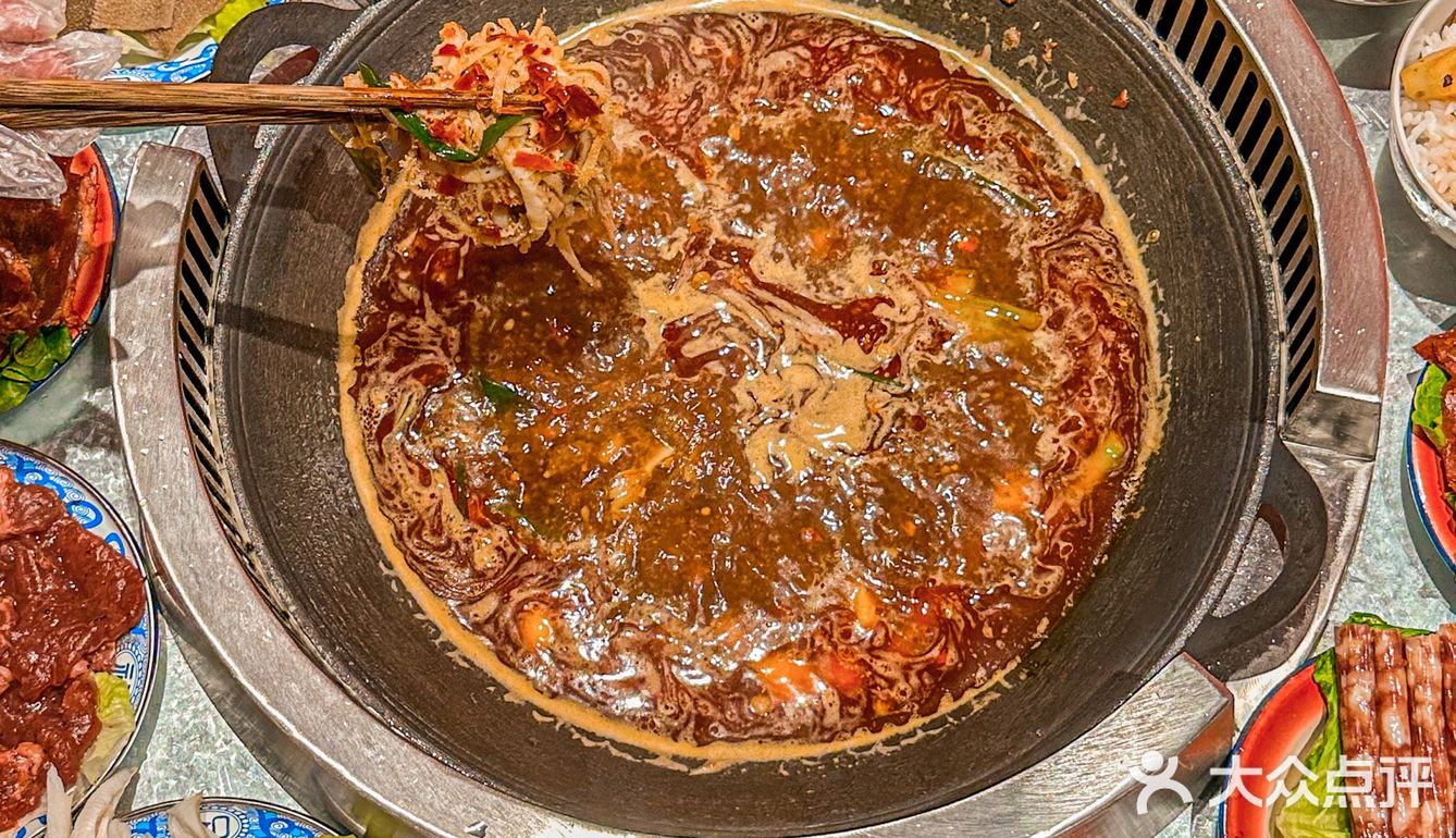终于吃到现炒的地摊火锅‼️菜品低至1.9r