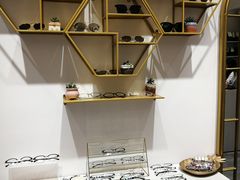 -肆兮眼镜·蔡司·徕卡战略合作店(大坪店)
