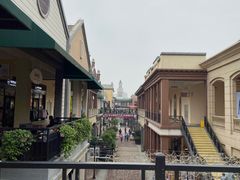 -王府井奥莱临潼小镇(临潼店)