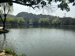 -绍兴东湖风景区
