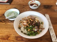 -牛八宝桂林米粉(八里庄店)