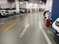 -梅赛德斯奔驰文化中心·停车场