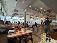 -ROAST coffee & eatery