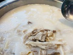 -肖仙仙羊肉汤·始于1996年(郫都店)