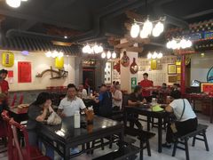 -蓝田九大碗民俗食府(蓝田店)