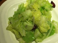 炝炒圆白菜-黑鸡小馆(金源店)