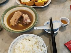 -黄亚细肉骨茶(仰光路店)