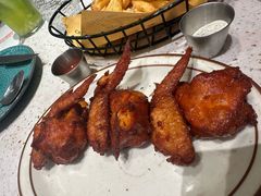 蜜汁迷迭香烤鸡翅-CRAZYONES西班牙海鲜饭(上海美罗城店)