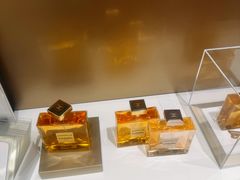 -CHANEL(德基广场店)
