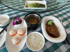 -快乐海鲜酒楼(滇池路店)