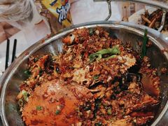 -凤凰路何眼镜香辣蟹(花果园店)