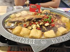 -八条友鲜货烧烤·脆皮烤鱼(石岩旗舰店)