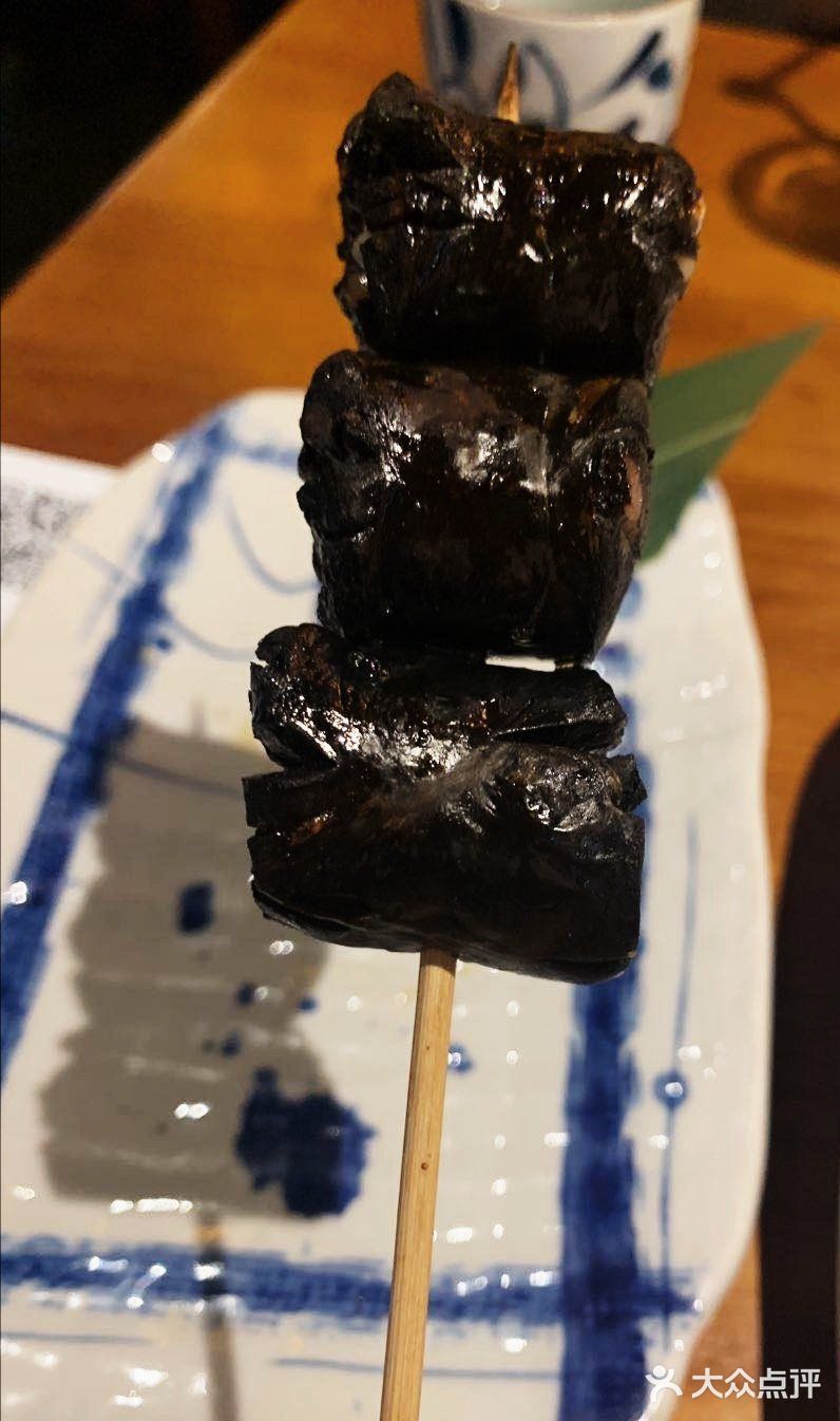 看到他们家环境各方面还是很不错的，中午到了饭点时间