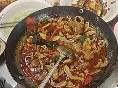 -富正毅三下锅·湘西韵味(天门山索道店)