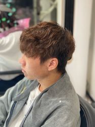 -乾健·烫染·接发SALON