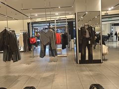 -ZARA(世贸天阶店)