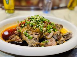 -鑫淼餐饮娱乐中心(江东街店)