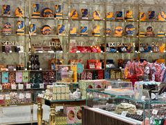 -VENCHI 闻绮(北京国贸商城店)