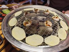-叽叽扎扎烤肉场(生态城万达店)