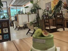 -山与蓝·轻糖鲜果蛋糕(勒泰店)