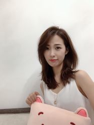 -SIX Hair Consultant