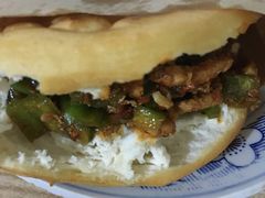 孜然夹馍-老字号杨坡红油米线腊汁肉夹馍(东四道巷店)
