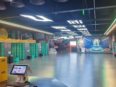 -极限PLAY运动娱乐新世界·团建派对潮玩休闲馆·室内蹦极高空游乐园